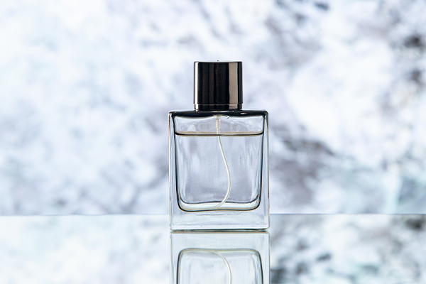 Apă de parfum EnGros pentru bărbați