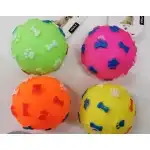 Squeaky rubber ball with bone and paw print patterns, k00630, wholesale