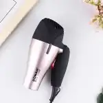 Uscător de păr mic