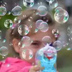 ILLUMINATED BUBBLE GUN AUTOMATIC