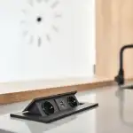 PRIZĂ DE BLAT ASCUNSĂ ÎN BLATUL DE BUCĂTĂRIE