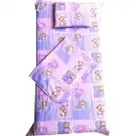 Set Paturica bebe cu Cearsaf si Pernuta pt pat 120x60 cm Ursi pe roz, angro Supreva