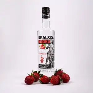 Vodka Kralska Strawberry 500 ml, engros